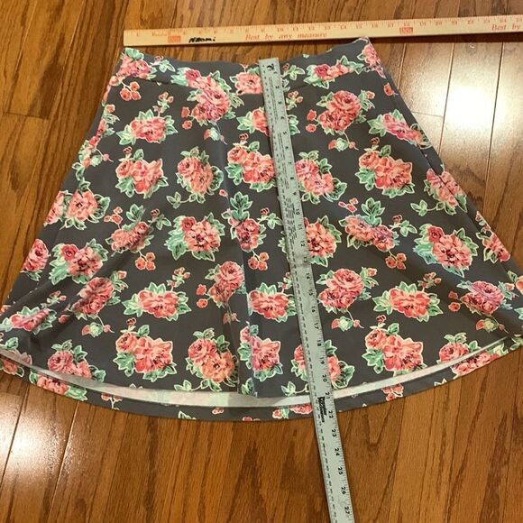 Matilda Jane size large Cheryl skater skirt - Picture 5 of 6